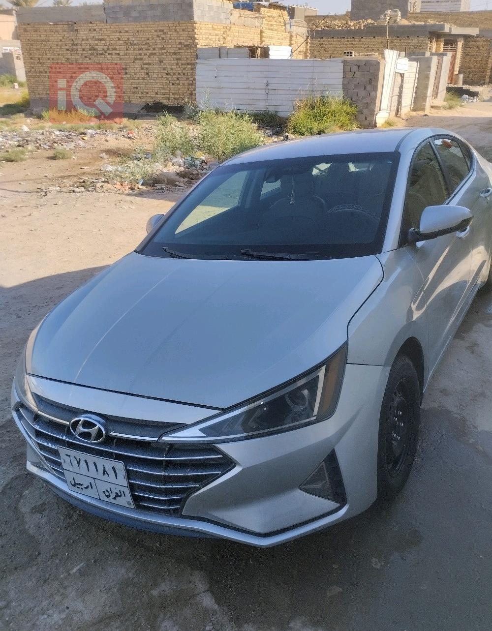 هیوندای ئەلەنترا